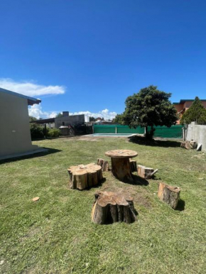 Casa con pileta a 2 cuadras del río